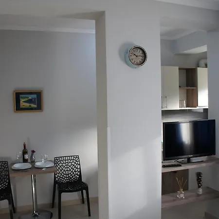 Apartamento Enzo Studio Himare