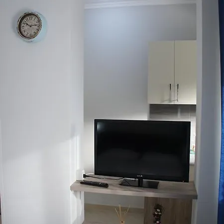Enzo Studio Himare